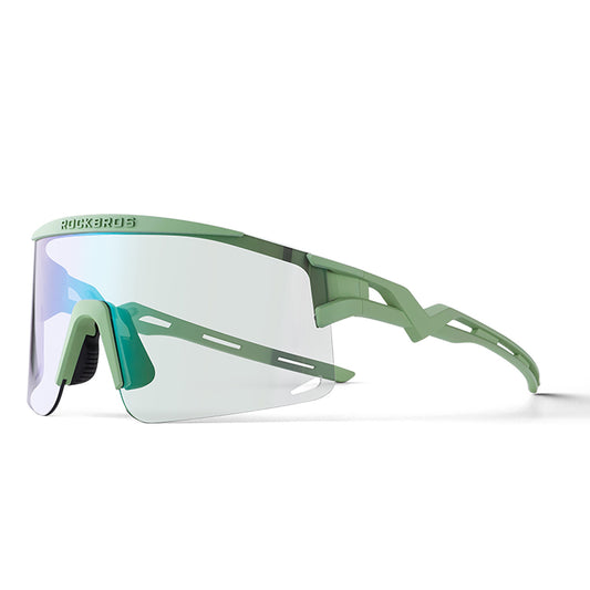 Cycling clothing – Photochromic cycling glasses with a UV filter - Carlat