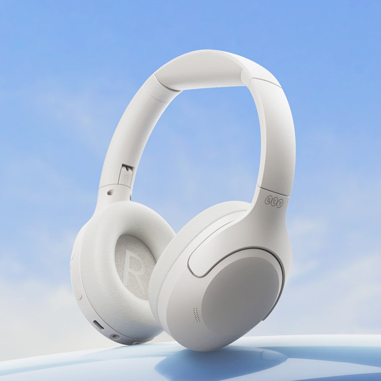 H3 Lite ANC Bluetooth wireless over-ear headphones - white - Carlat