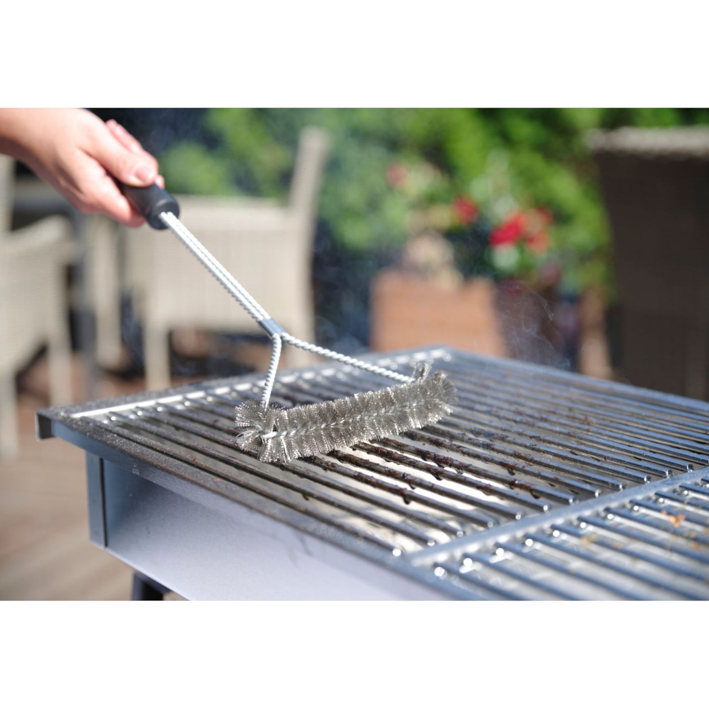 Outdoor Grill Accessories – Wire brush for stainless steel BBQ - Carlat