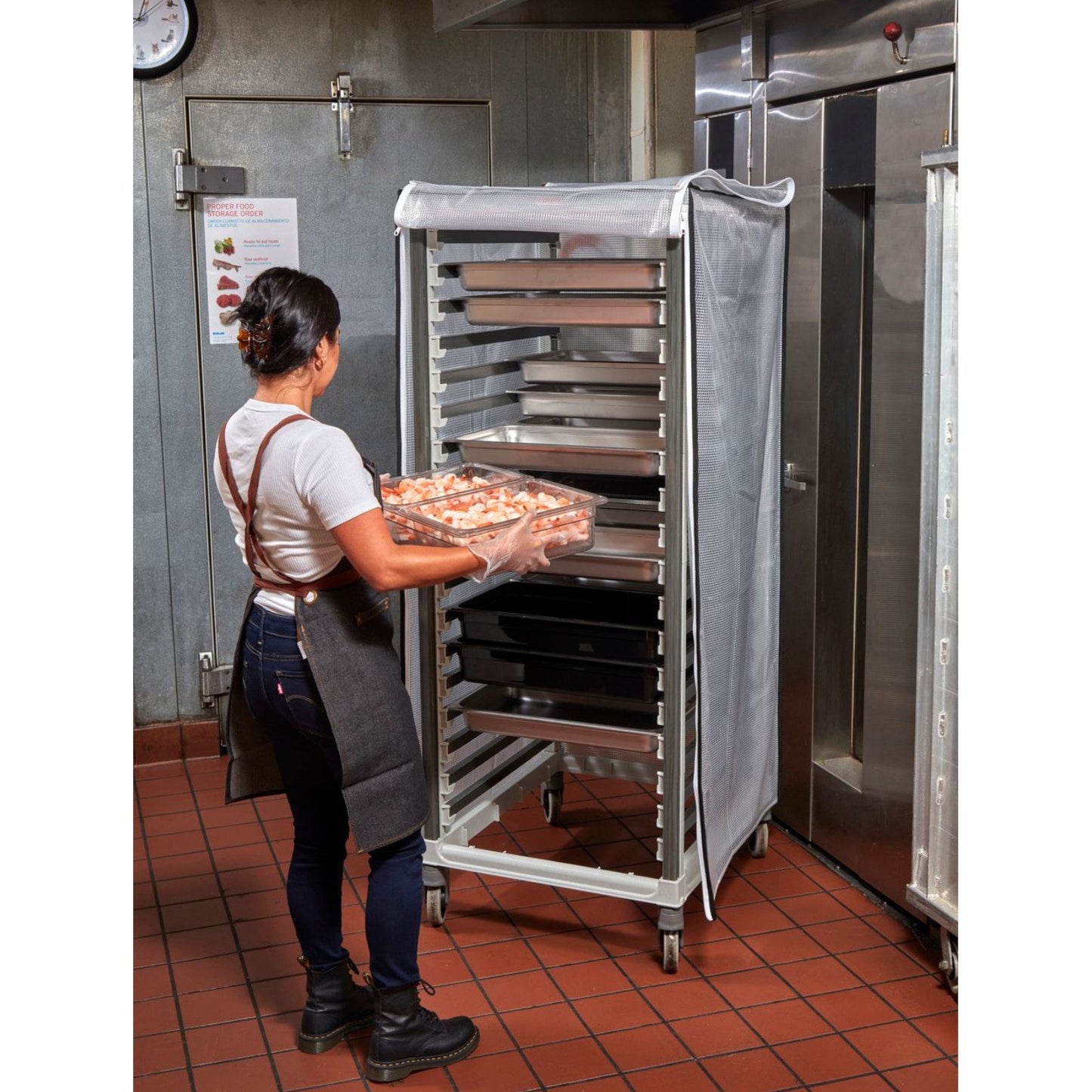 Utility Carts – Camshelving 9x GN 1/1 container transport trolley - Carlat