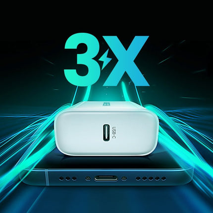 UGREEN USB Power Delivery 3.0 Quick Charge 4.0+ 20W 3A white network charger – image 6