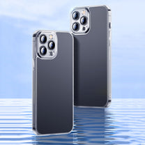 Retail Display Cases – Case cover for iPhone 13 Pro - Carlat
