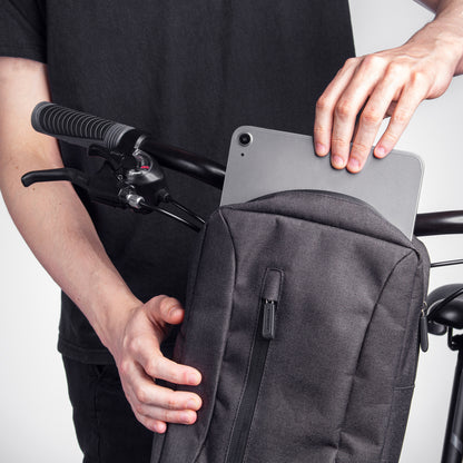 WOZINSKY Gray bicycle bag for a tablet attached to the handlebar with a shoulder strap – image 7