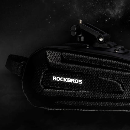 ROCKBROS Bicycle bag attached under the saddle with a quick-release hook 1.8l - black – image 10