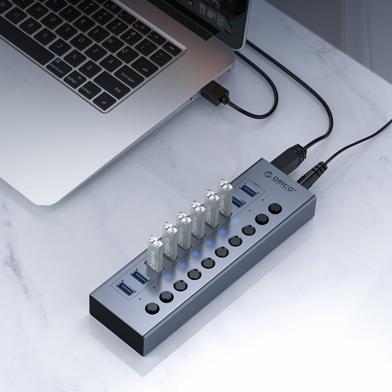 ORICO BT2U3-10AB hub with 10x USB-A switches - gray – image 3