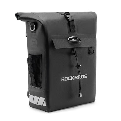 ROCKBROS Waterproof bicycle bag with backpack function with helmet hook, 18 liters - black