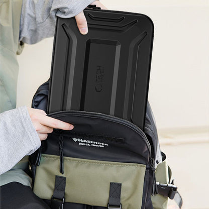 Tech-Protect Cover, stiffened, waterproof case for a 15-16" laptop - black – image 11