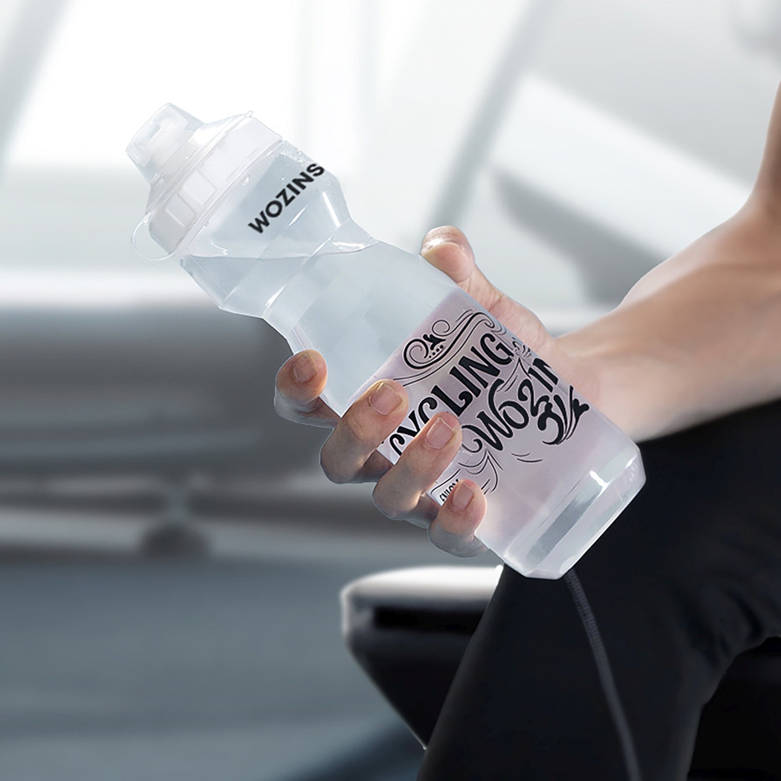 HURTEL Bicycle bottle for water and drinks 750ml - transparent – image 2