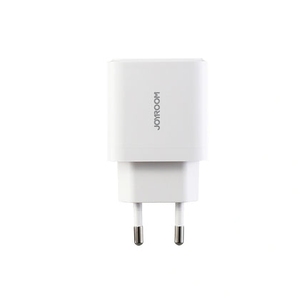 JOYROOM USB-A USB-C USB-L JR-TG6 GaN 30W wall charger - white – image 4
