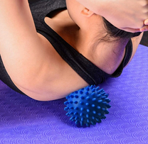 ATL Handles, belts, hula hoops – FT40C 8.5 cm Spiked Massage Ball – image 4