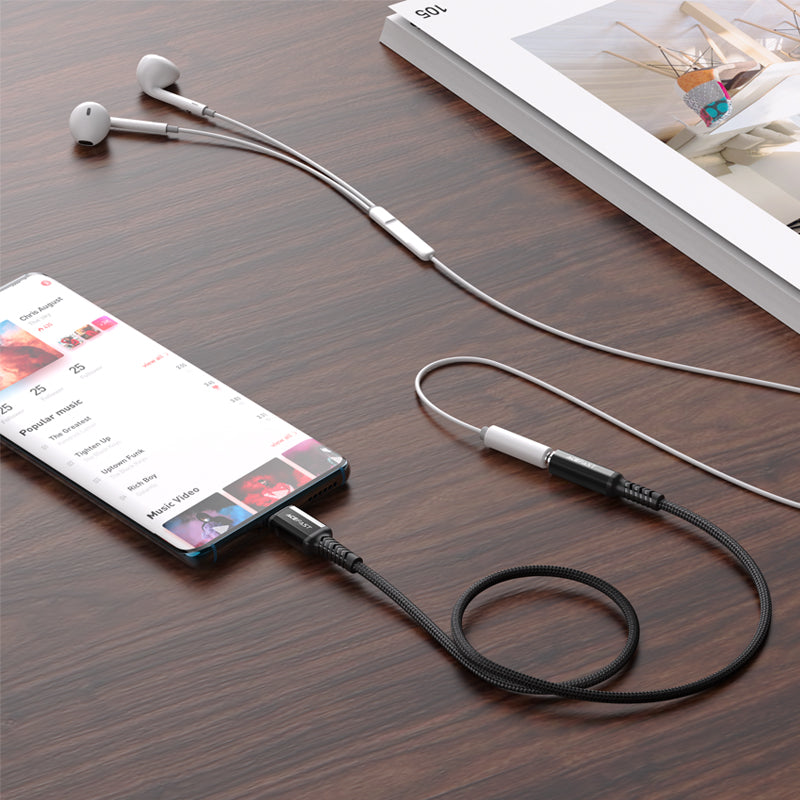 AUX USB-C to 3.5mm mini jack 18cm audio headphone adapter black - Carlat
