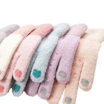 Activewear – Women's beige warm winter touch gloves for the - Carlat