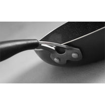 Aluminium pan with Teflon Platinum Professional coating not included 24 cm - Hendi 621110 - Carlat