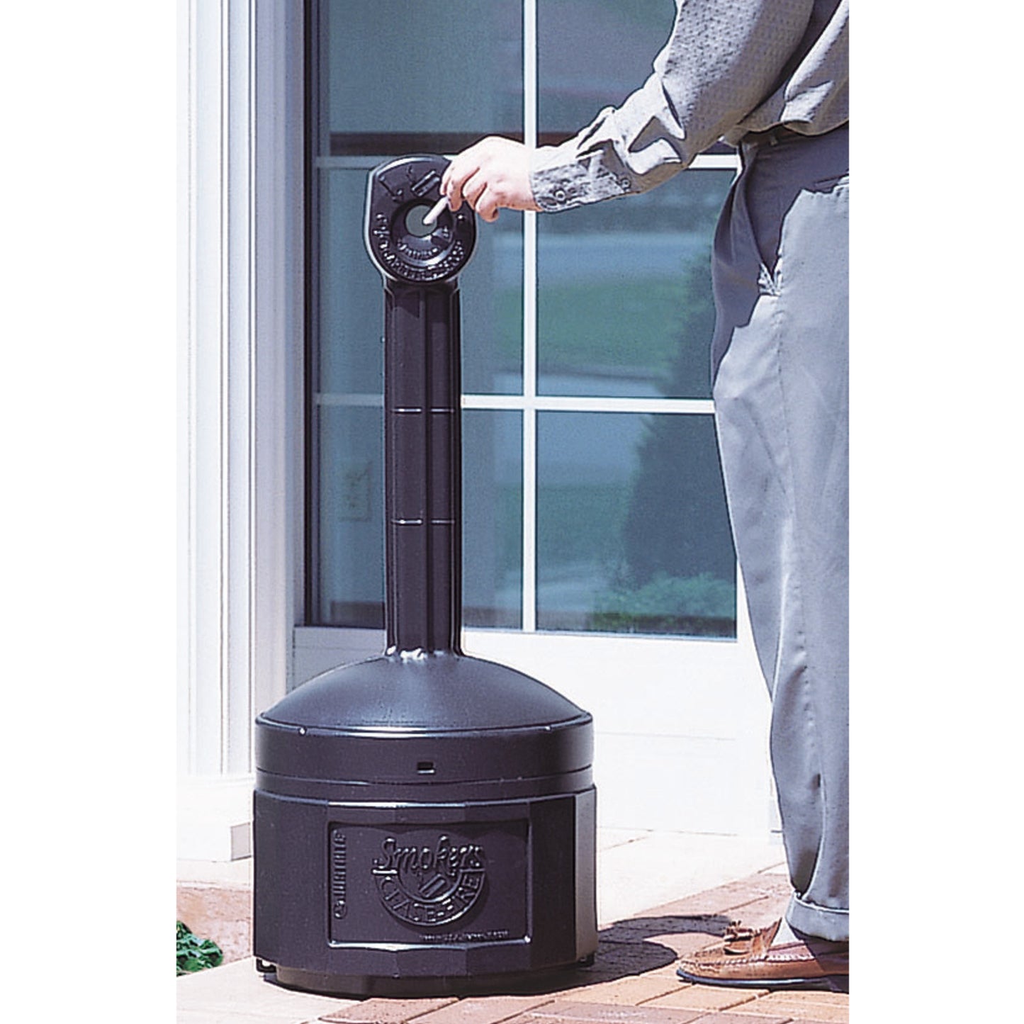 Ashtrays – Outdoor city ashtray on a stable base. 15L - Carlat