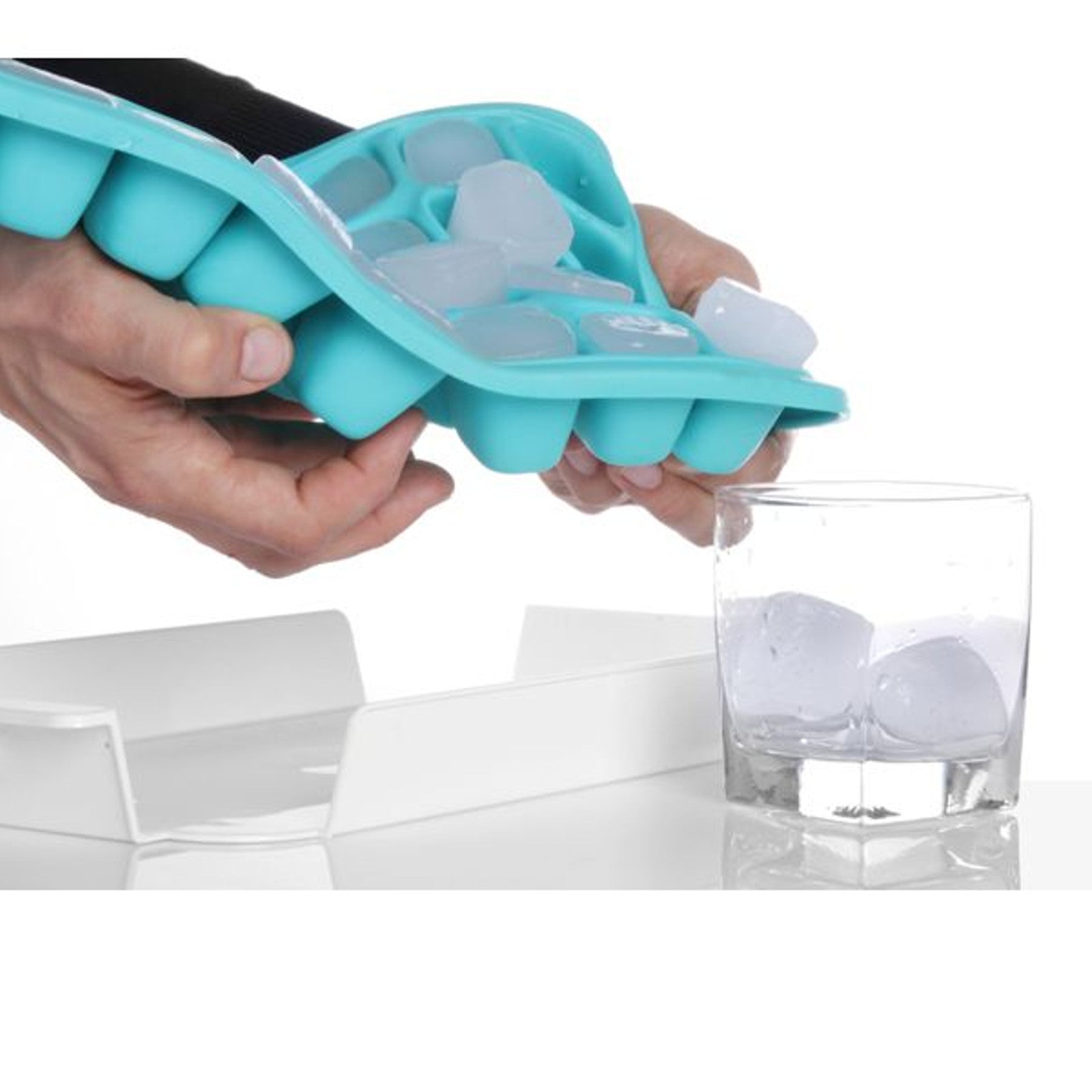 Barware – Bartender's rubber ice cube tray, 32 cubes - Carlat