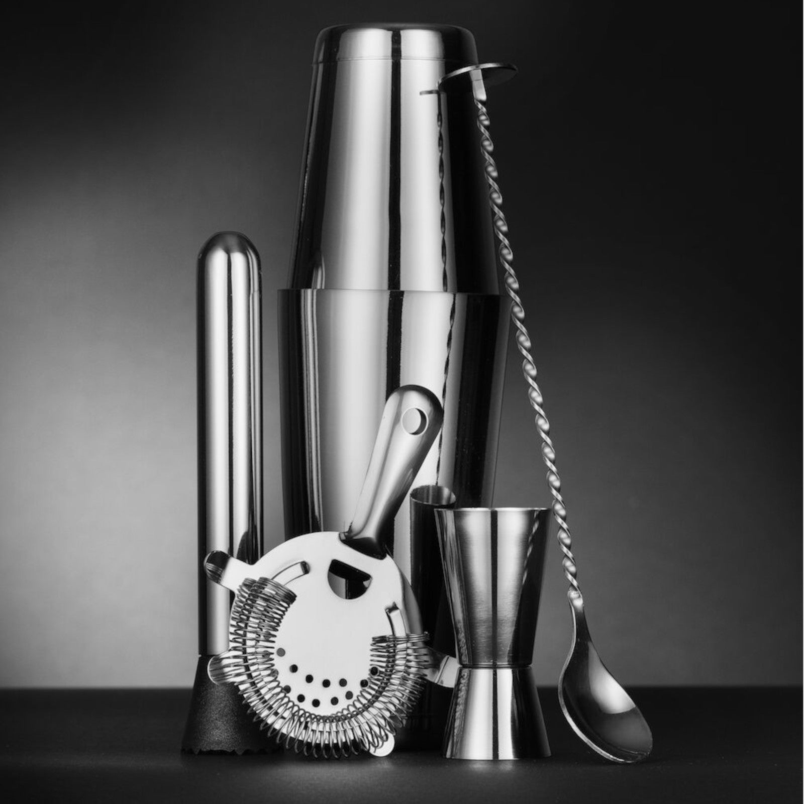 Barware – Bartender set in a tube, shaker, jigger, strainer, - Carlat