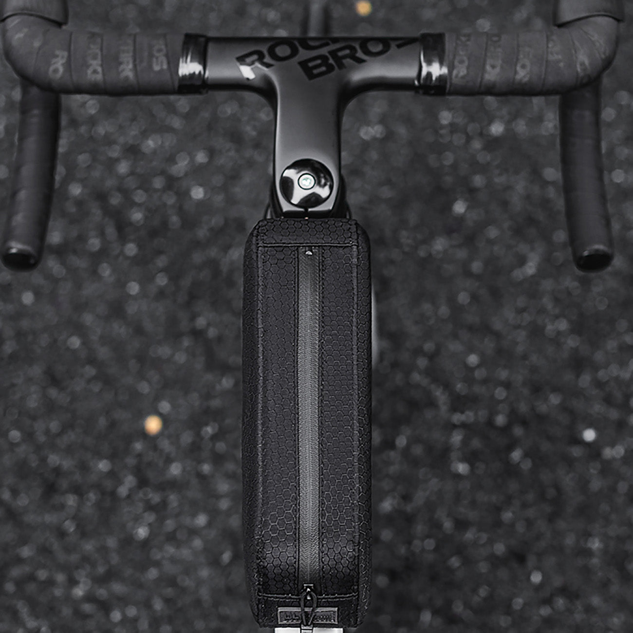 Bicycle Bags & Panniers – Bicycle bag attached to the - Carlat