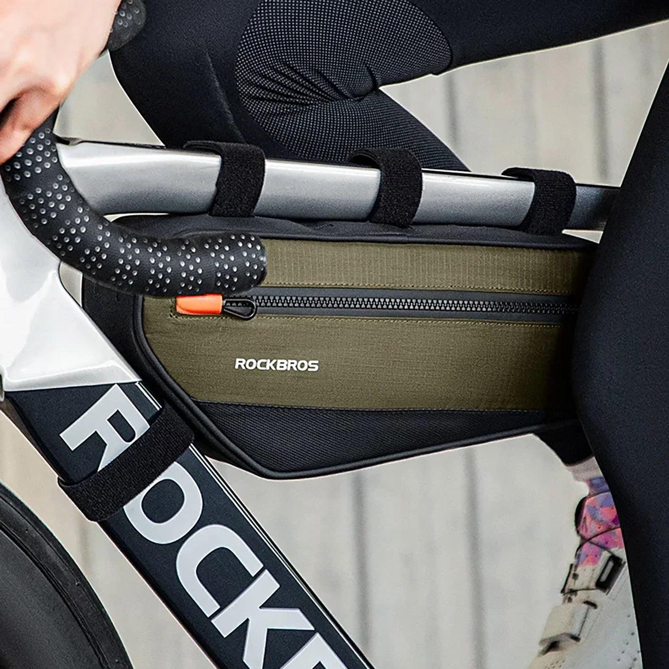 Bicycle Bags & Panniers – Bicycle bag for a bicycle - Carlat