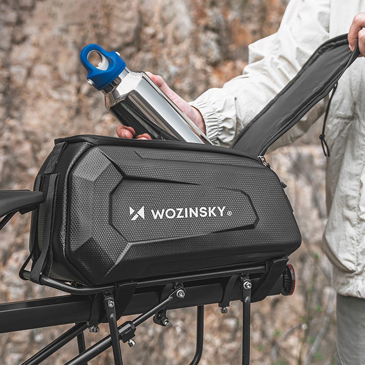 Bicycle Bags & Panniers – Bicycle bag with a rigid - Carlat