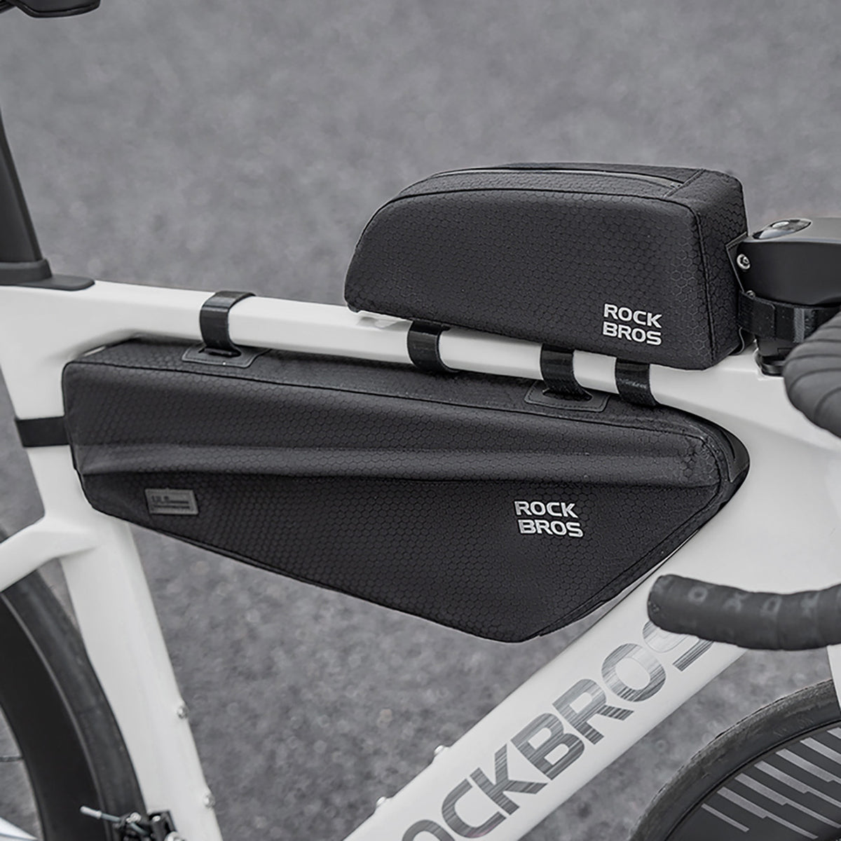 Bicycle Bags & Panniers – Bicycle pannier bag attached - Carlat
