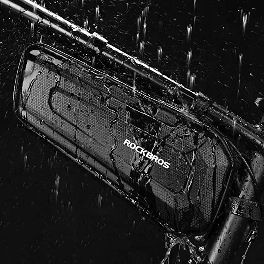 Bicycle Bags & Panniers – Hard, waterproof bicycle bag attached - Carlat
