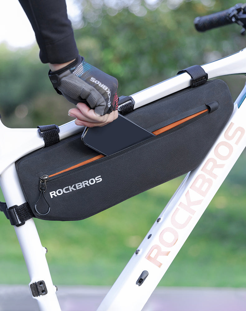 Bicycle Bags & Panniers – Waterproof bicycle bag attached with - Carlat