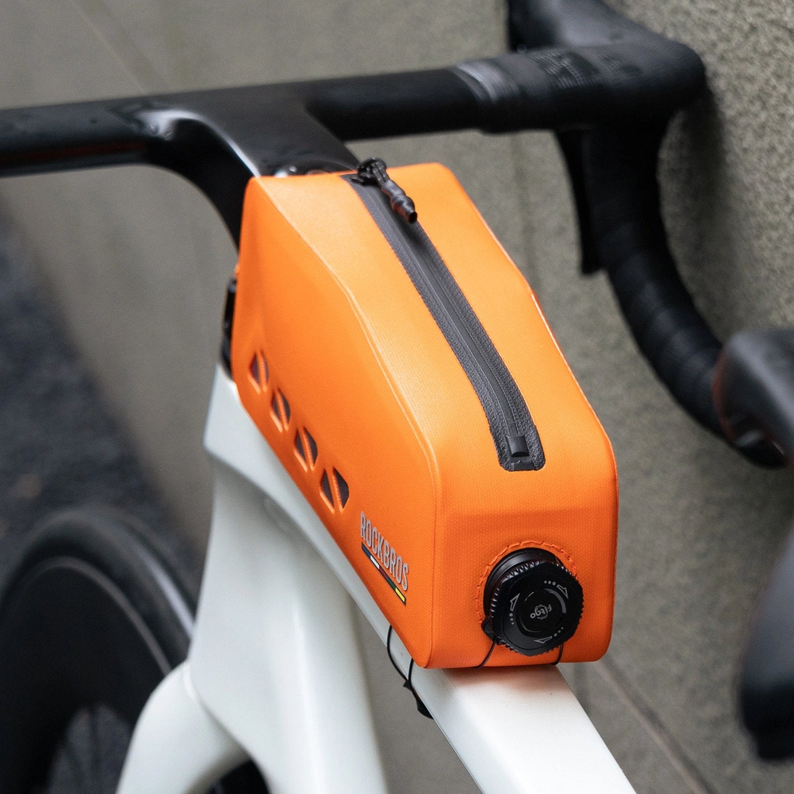 Bicycle Bags & Panniers – Waterproof bicycle bag for frame - Carlat