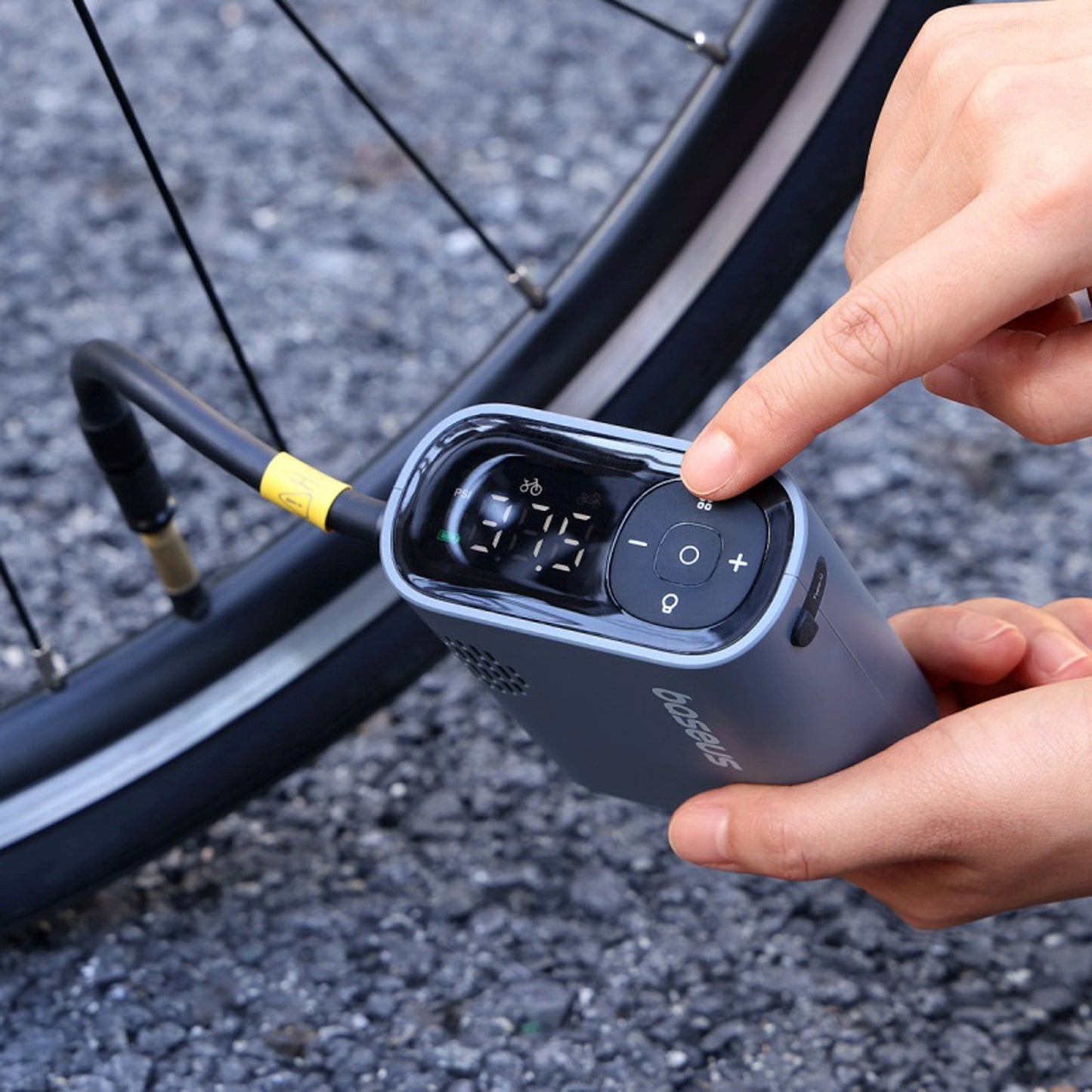 Bicycle Parts – Electric bicycle pump with display 1500mAh 150 - Carlat