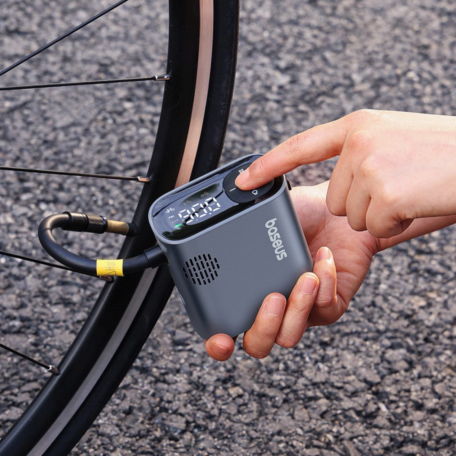 Bicycle Parts – Electric bicycle pump with display 1500mAh 150 - Carlat