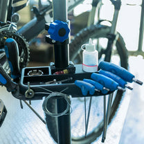 Bicycle Parts – Multifunctional service stand, floor bicycle holder - Carlat