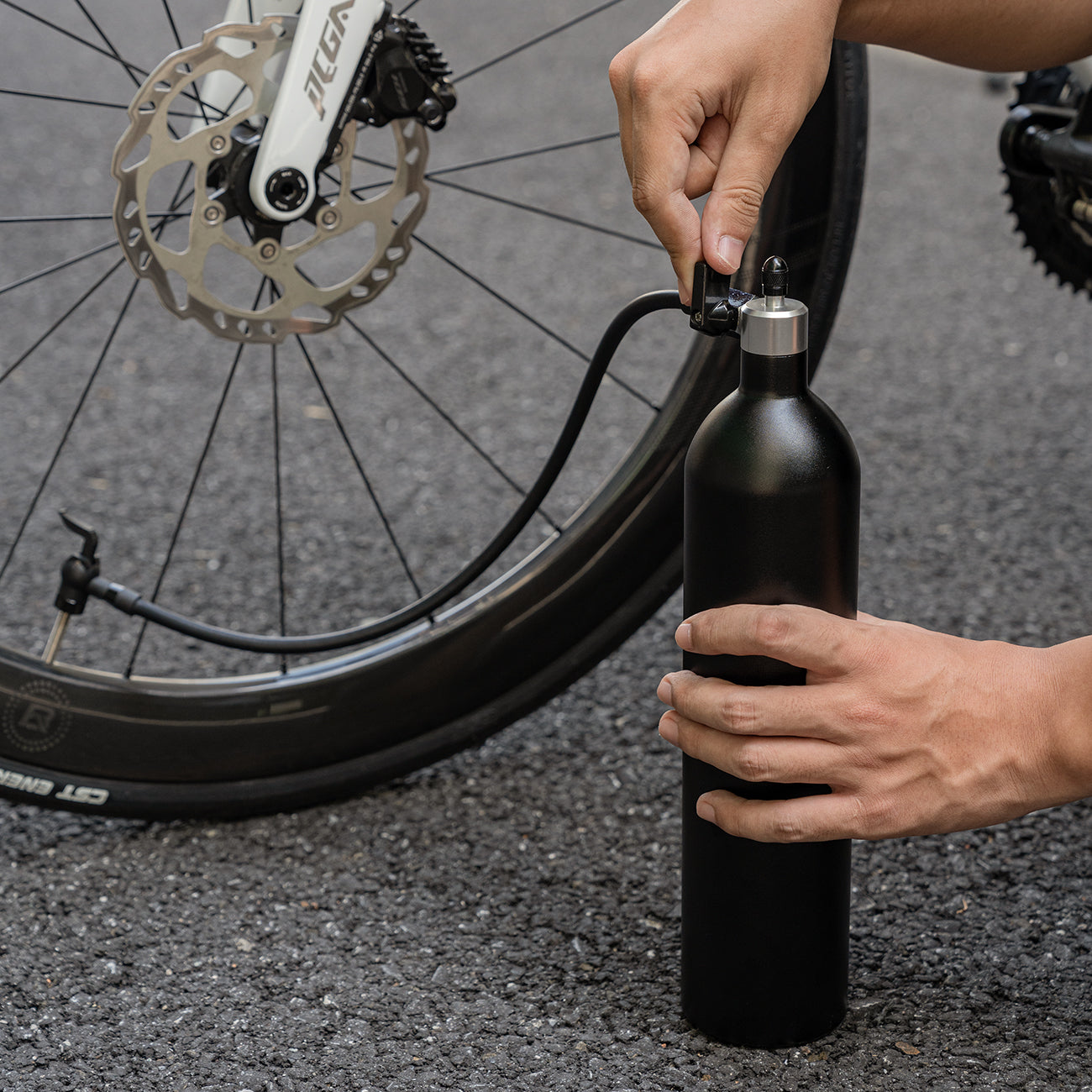 Bicycle Parts – Pressure tank for inflating tubeless tires 200 - Carlat