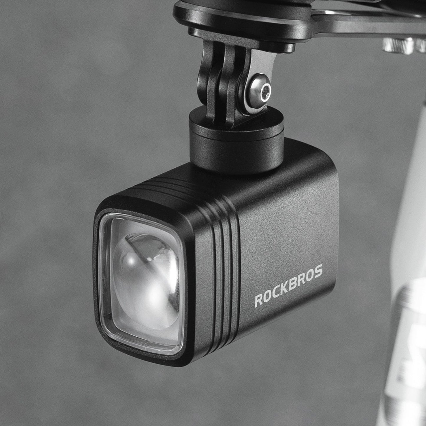 Bicycle Parts – Rechargeable front bicycle light 1000 lm 2800 - Carlat
