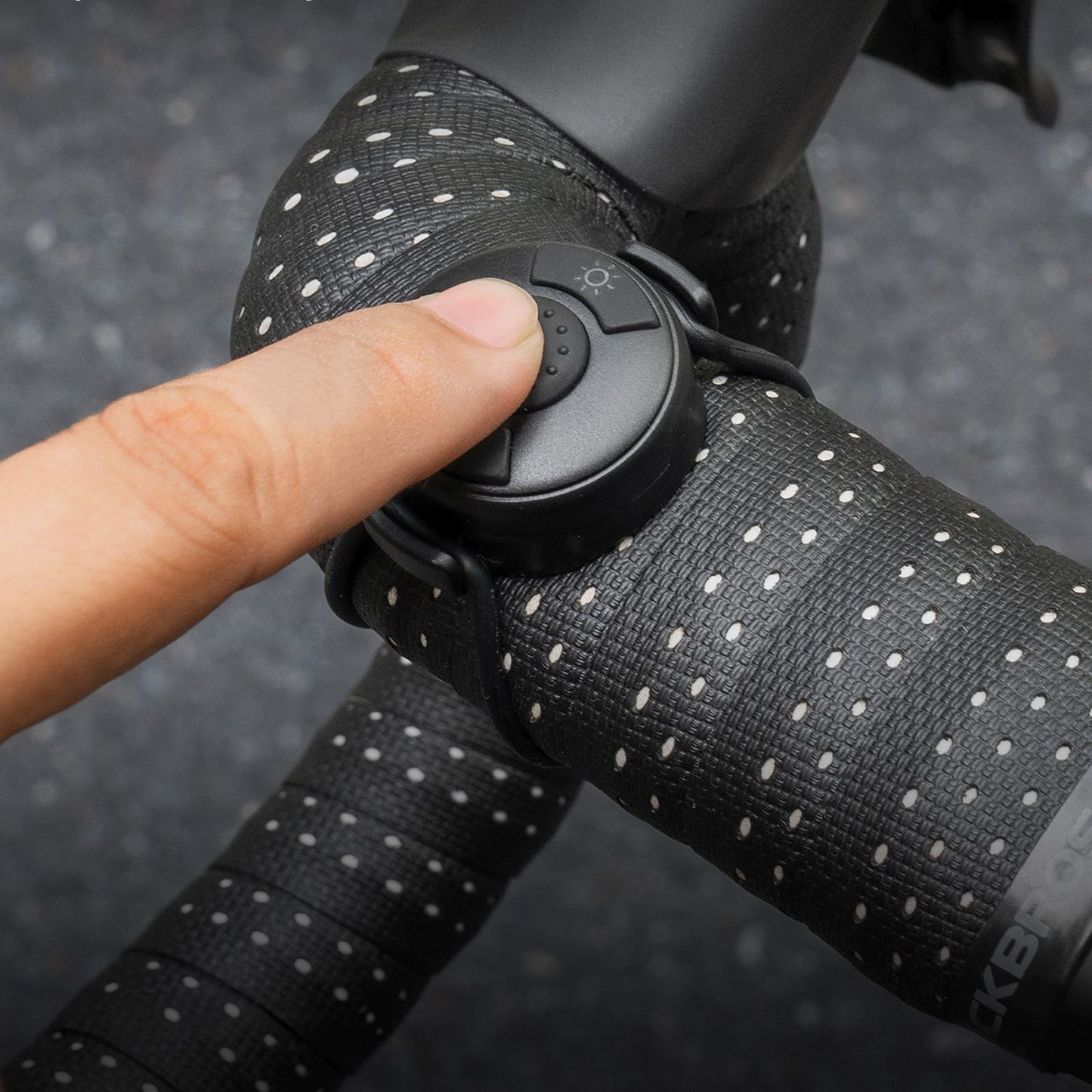 Bicycle Parts – Rechargeable front bicycle light with remote control - Carlat