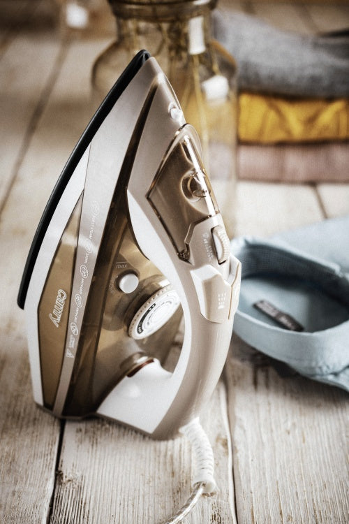 CAMRY CR 5018 Steam Iron, 3000 W, ceramic soleplate, powerful steam burst 75 g/min, continuous steam 40 g/min, vertical ironing, auto-off, anti-drip, anti-calc, 320-ml tank, – image 4