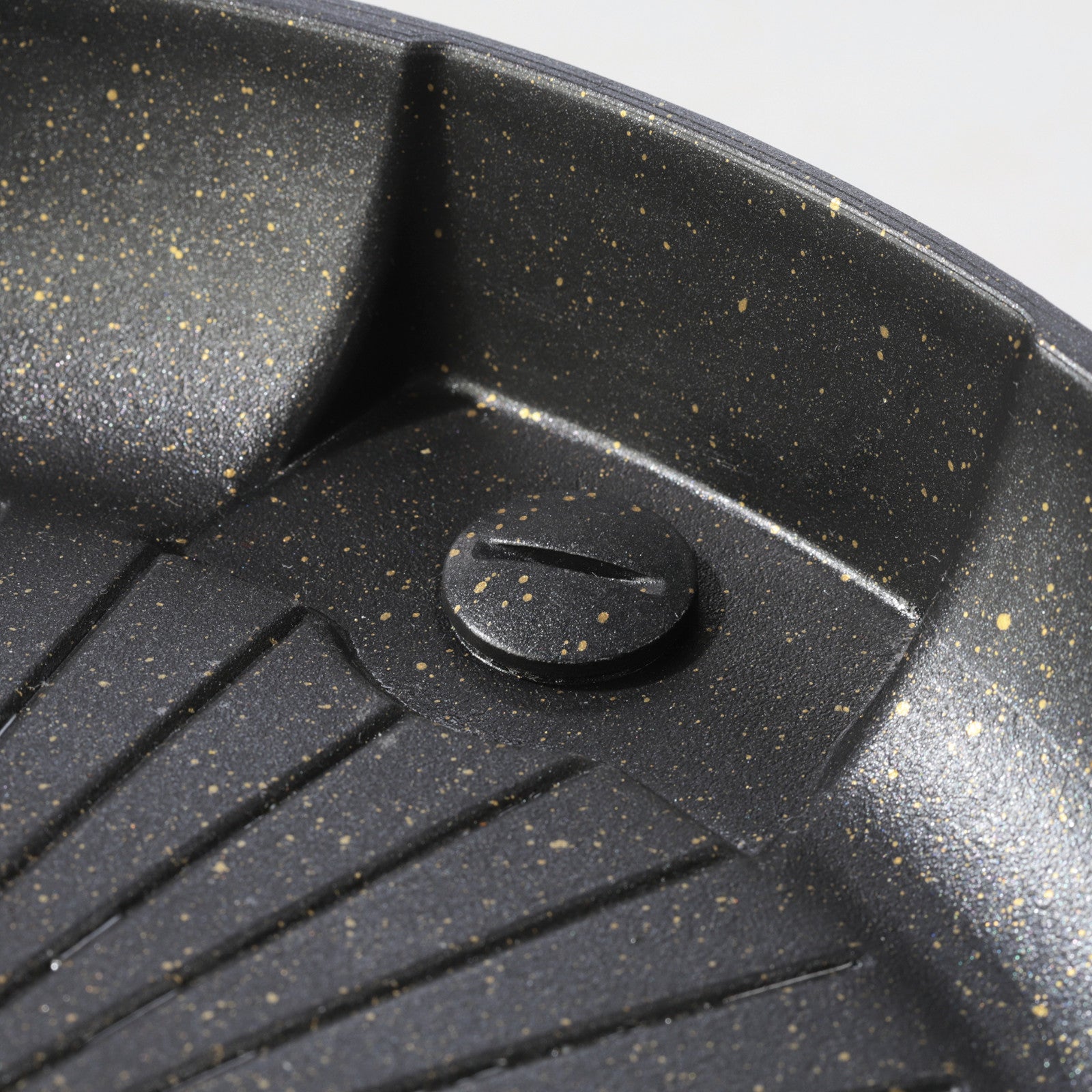 Camping Cookware & Dinnerware – Grill grate and grill pan - Carlat