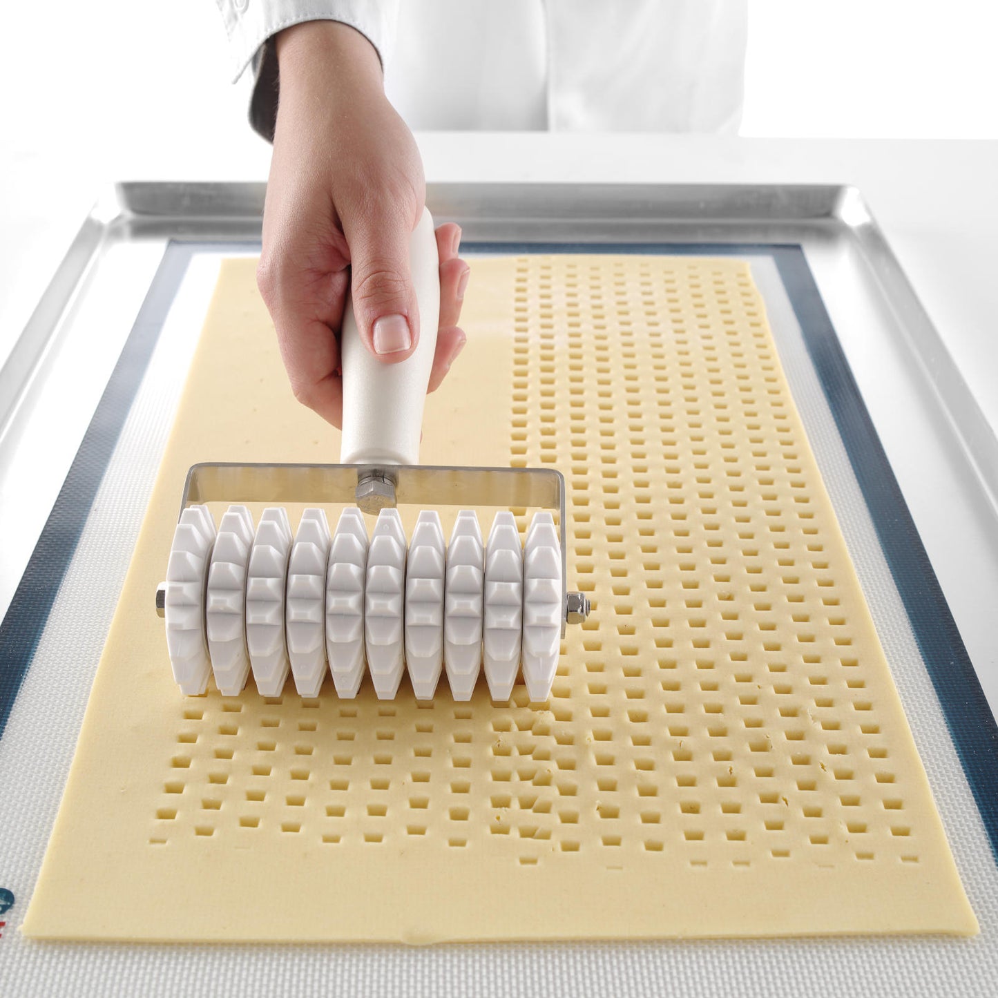 Candy & Chocolate – Punching roller, dough pricking roller Profi - Carlat