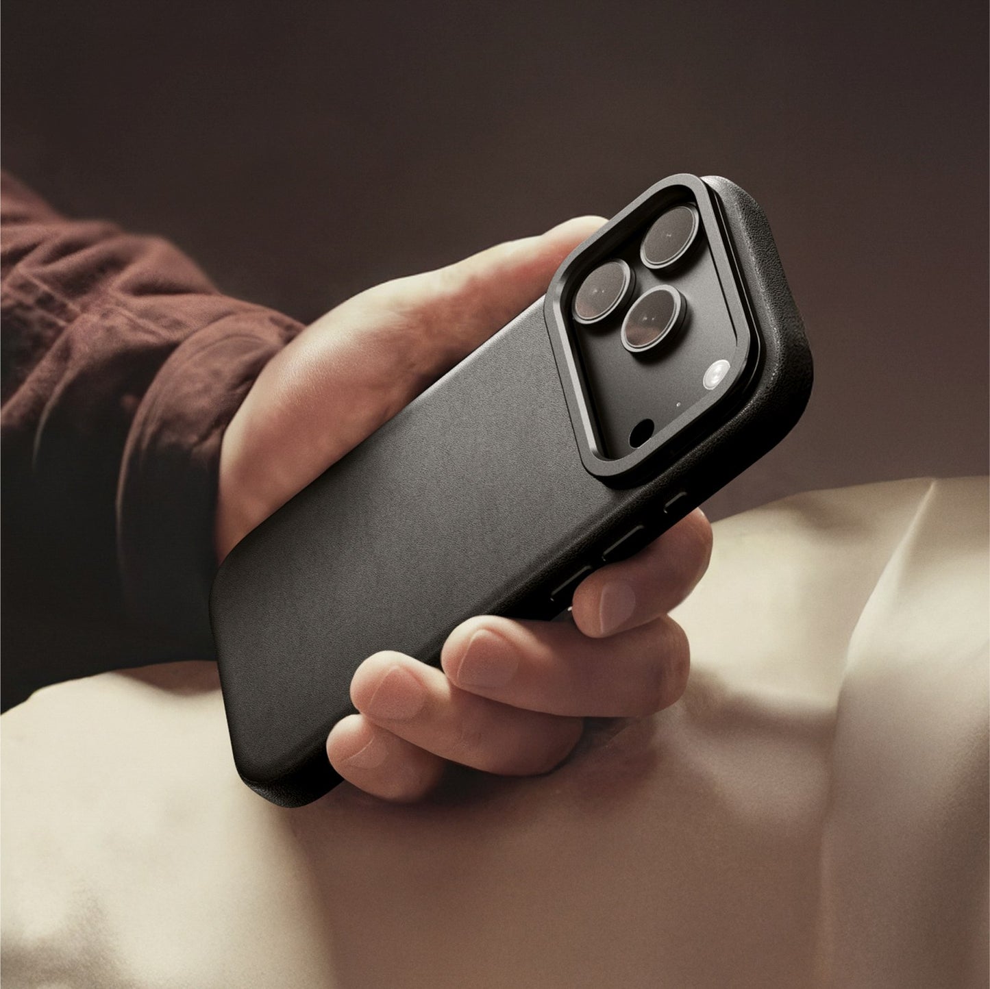 Case cover for iPhone 17 Pro Max Glamor - black - Carlat