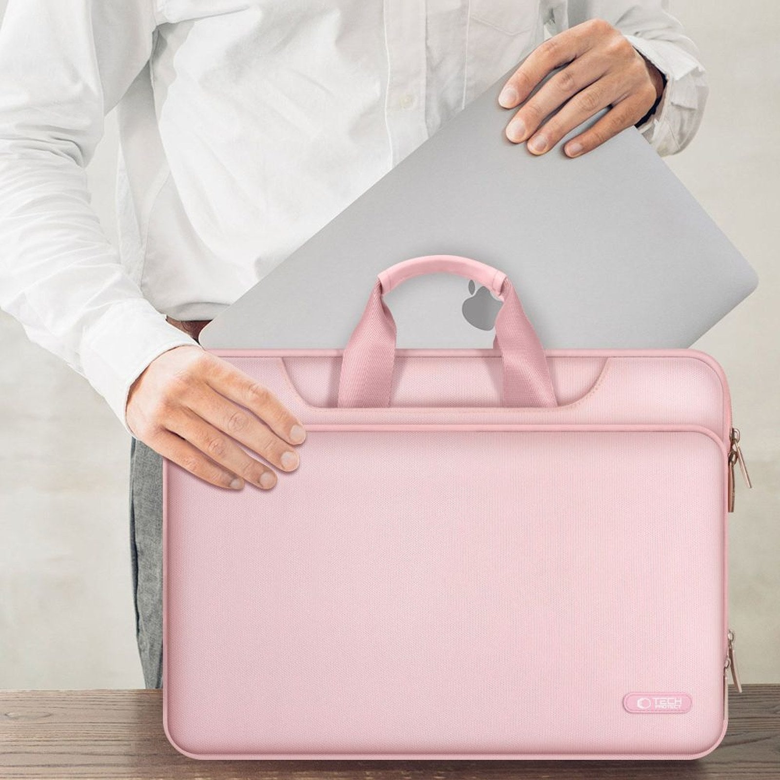Computer Accessories – Pocket cover bag for a 15-16" laptop - Carlat