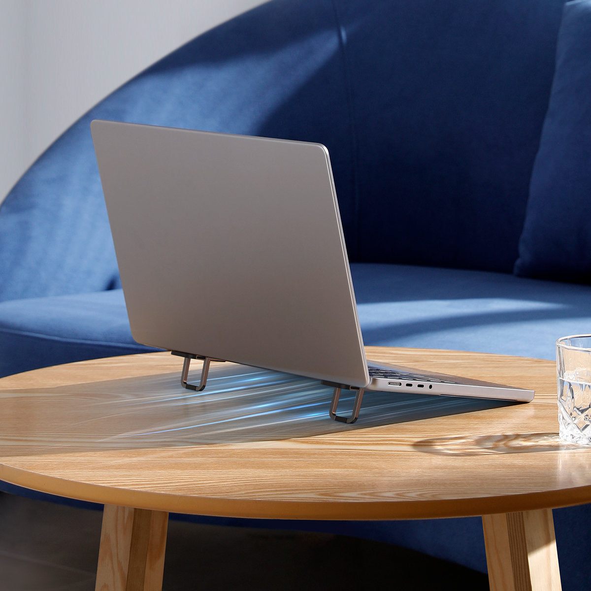 Computer Accessories – Stands, glued, foldable laptop feet, 2 pcs. - Carlat