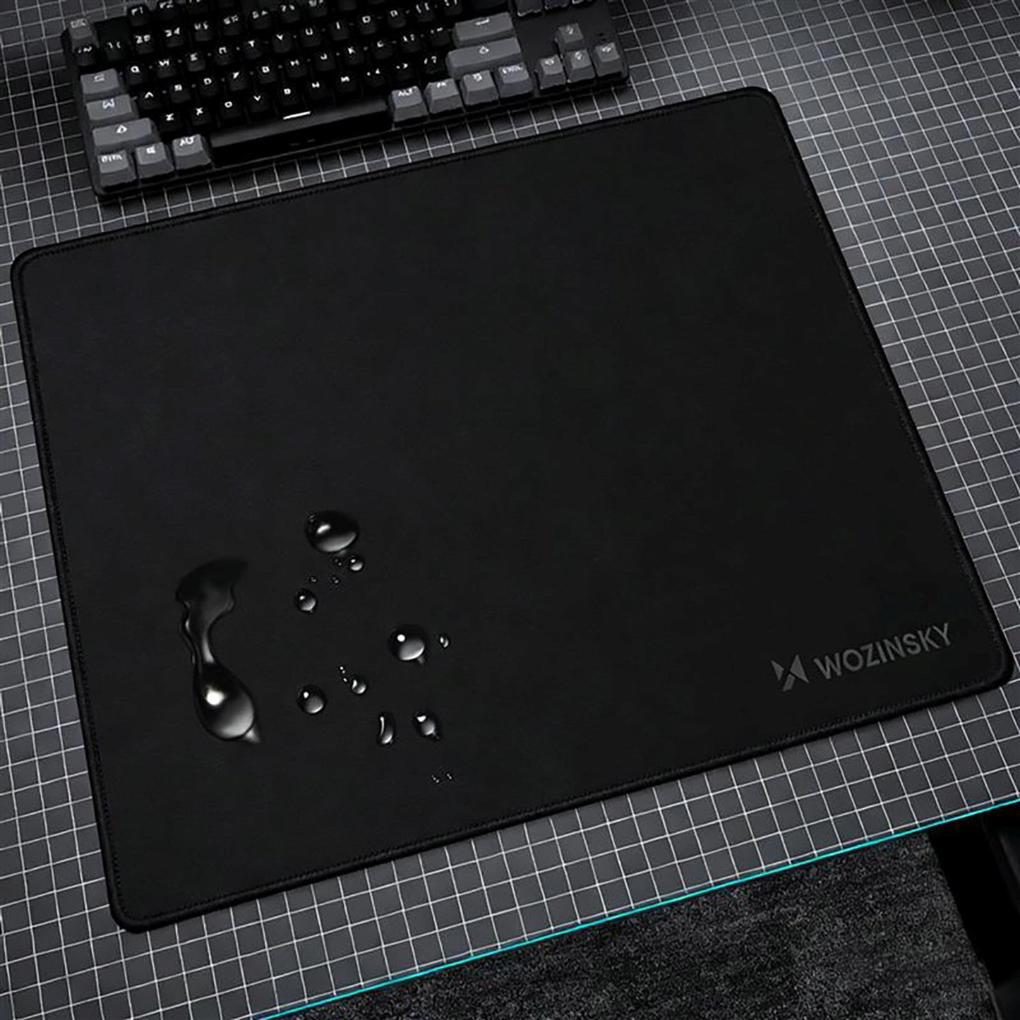 Computer Accessories – Waterproof gaming desk pad 350x250mm - black - Carlat