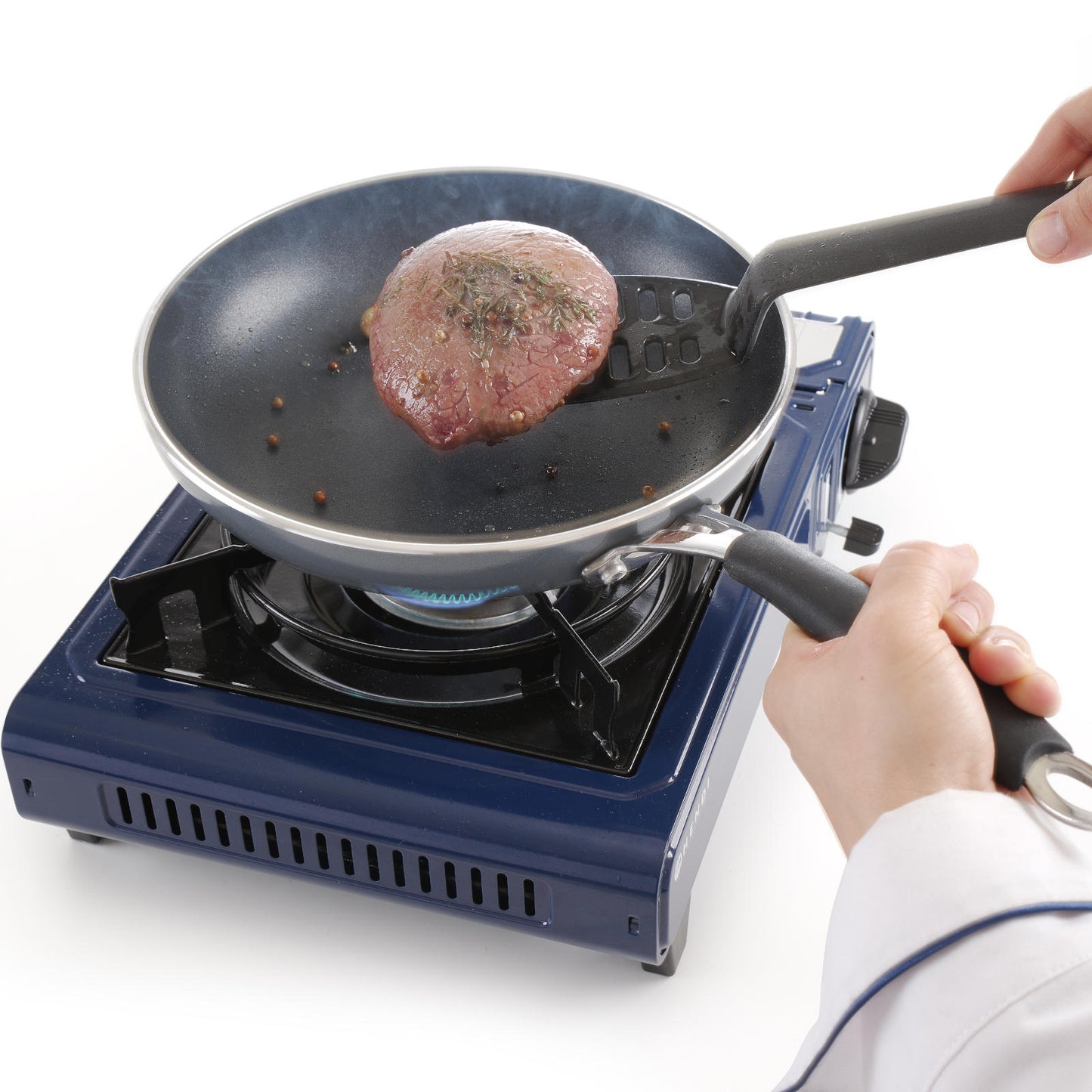 Cookware – Aluminum frying pan with Teflon Platinum Professional non-stick - Carlat