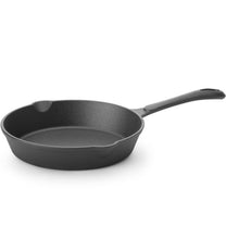 Cookware – Universal cast iron frying pan, diameter 200mm x - Carlat