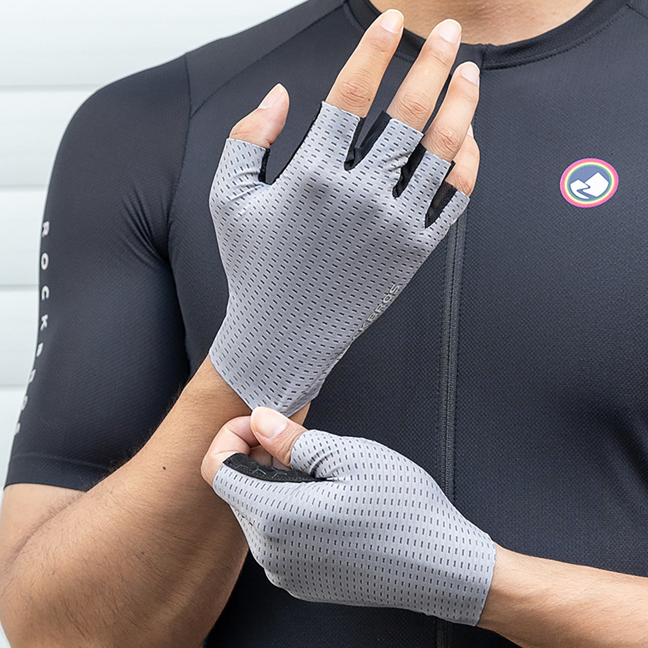 Cycling clothing – Breathable fingerless cycling gloves, size S - Carlat