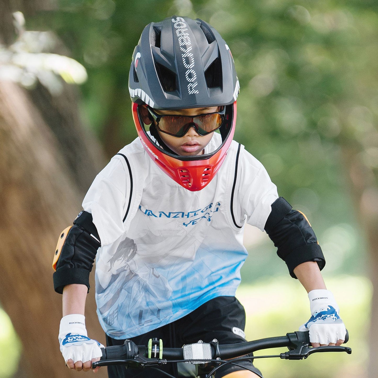 Cycling clothing – Children's bicycle helmet with detachable visor, size - Carlat