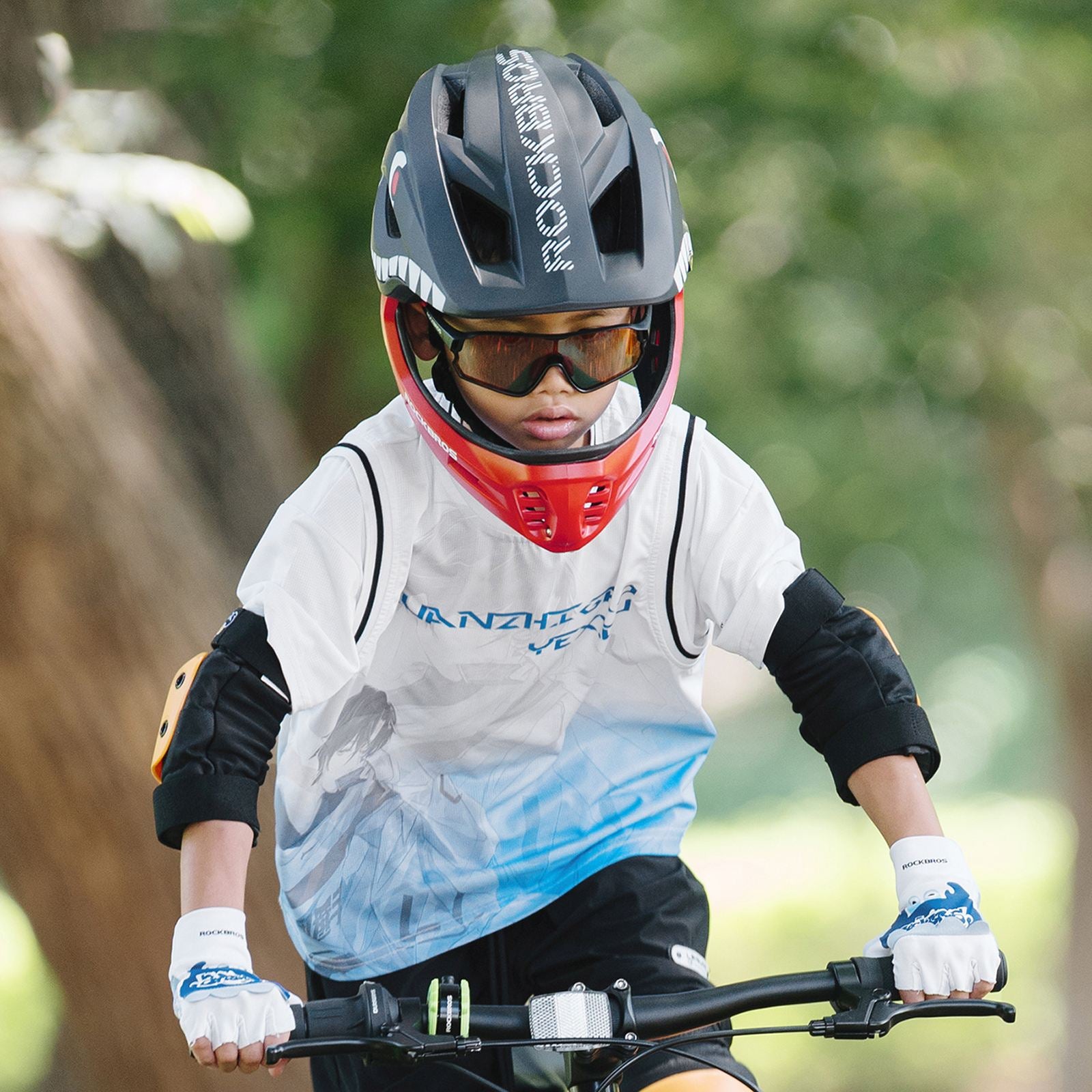 Cycling clothing – Children's bicycle helmet with detachable visor, size - Carlat