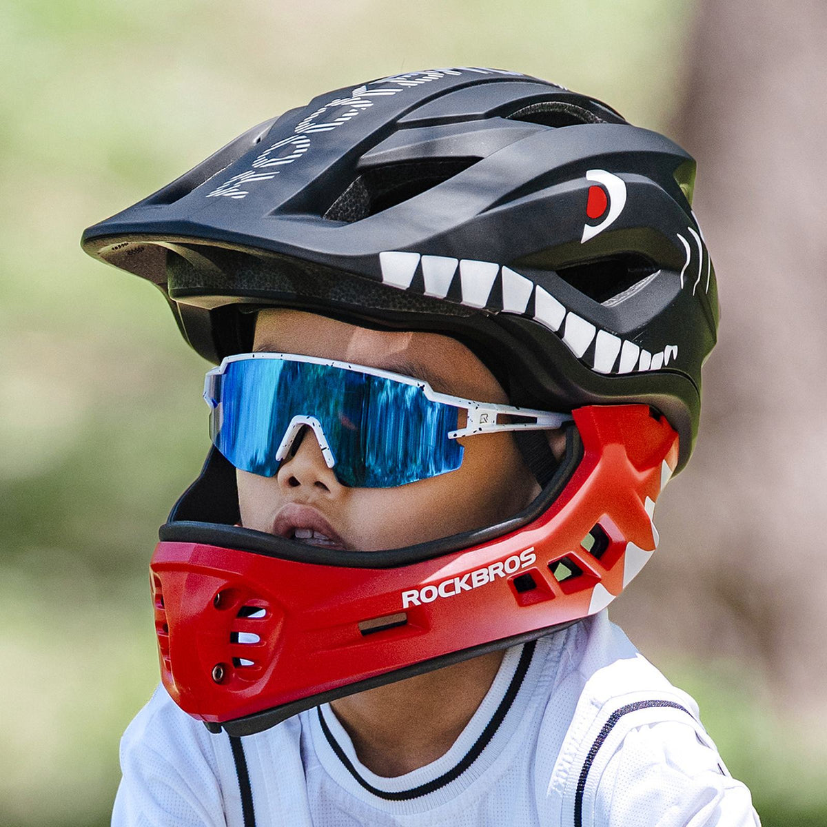 Cycling clothing – Children's bicycle helmet with detachable visor, size - Carlat
