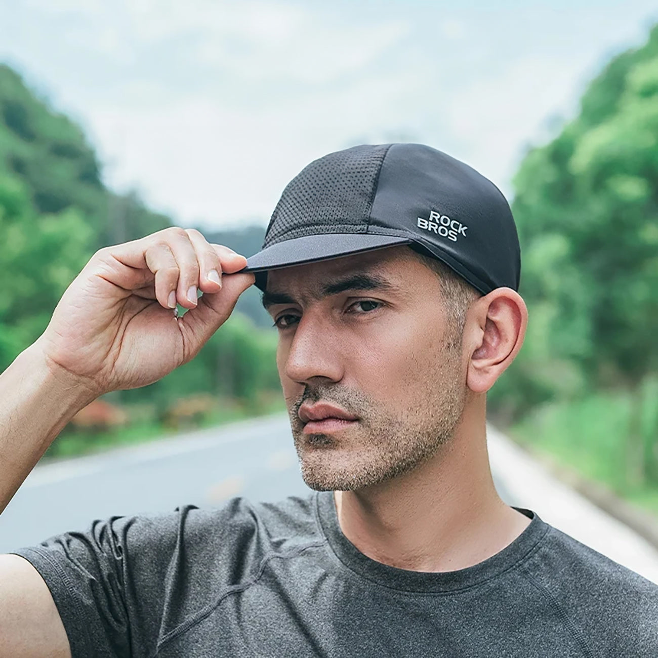Cycling clothing – Cycling cap with a visor - black - Carlat