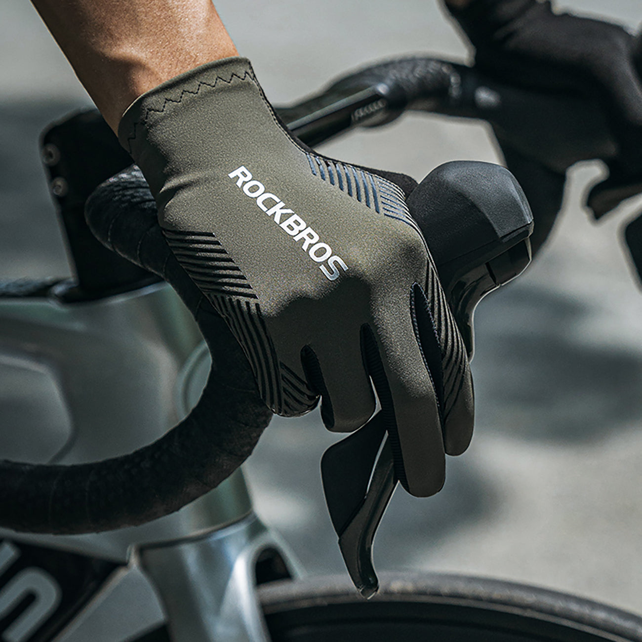 Cycling clothing – Full shock-absorbing cycling gloves, size S - Carlat
