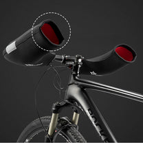 Cycling clothing – Insulated gloves for the handlebars of a - Carlat