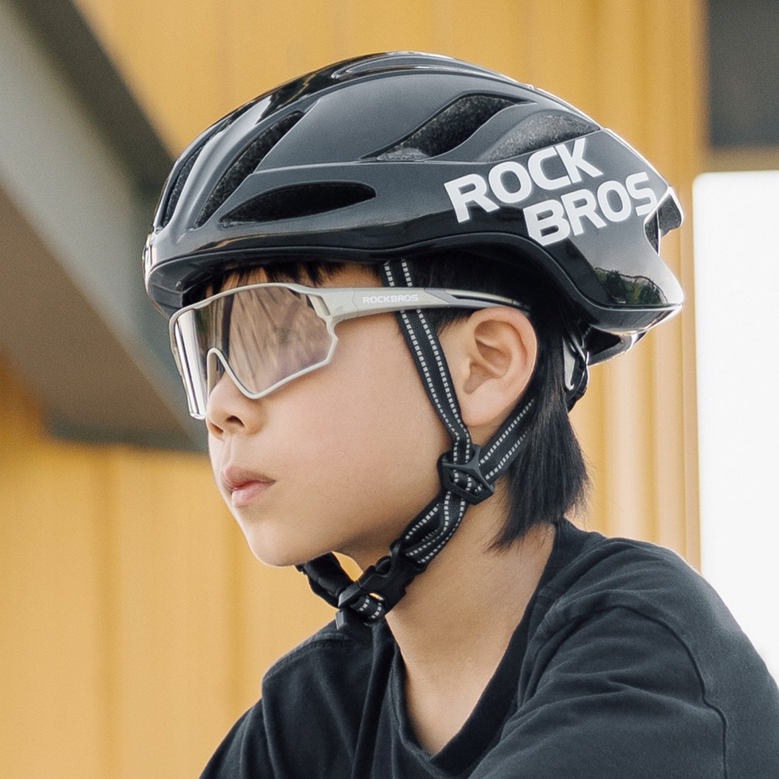 Cycling clothing – Light bicycle helmet 58-62 cm - black - Carlat